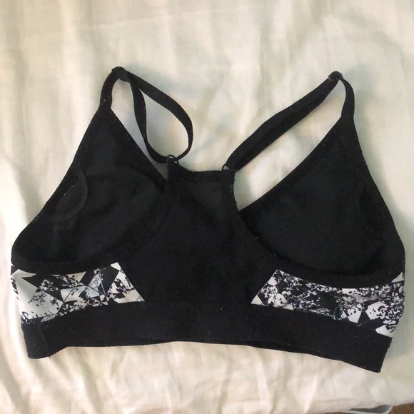 Nike sports bra - Picture 2 of 2